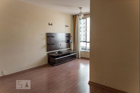 Sala de apartamento para alugar com 2 quartos, 71m² em Tijuca, Rio de Janeiro