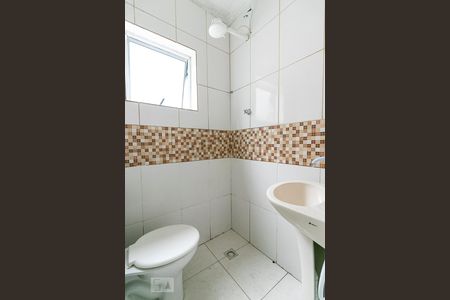 Banheiro de casa para alugar com 1 quarto, 40m² em Penha de França, São Paulo