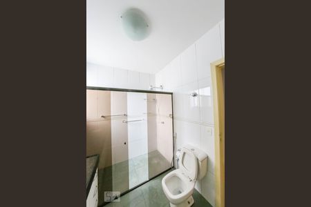 Casa para alugar com 256m², 6 quartos e 2 vagasBanheiro Social