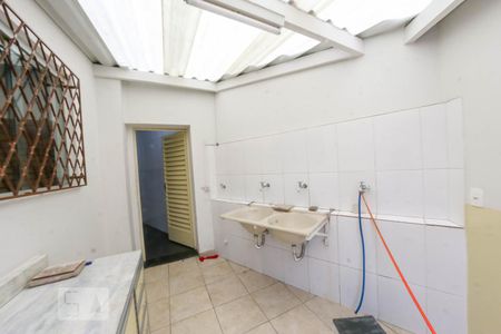 Casa para alugar com 256m², 6 quartos e 2 vagasÁrea de Serviço