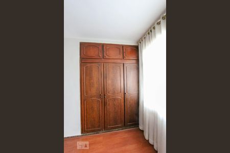 Casa para alugar com 256m², 6 quartos e 2 vagasQuarto 3