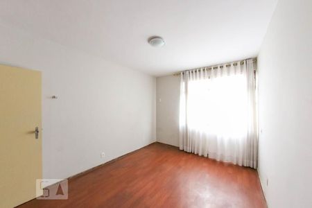 Casa para alugar com 256m², 6 quartos e 2 vagasQuarto 4