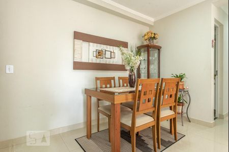 Sala de apartamento para alugar com 2 quartos, 58m² em Vila Satúrnia, Campinas