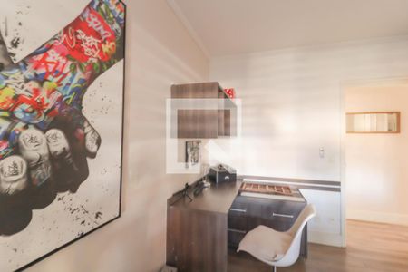 Apartamento à venda com 197m², 4 quartos e 2 vagasQuarto 2 