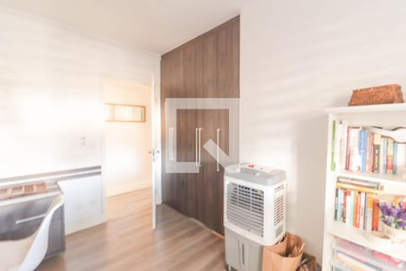 Apartamento à venda com 197m², 4 quartos e 2 vagasQuarto 2 