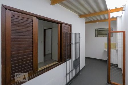 Casa para alugar com 125m², 3 quartos e 1 vaga Casa para alugar com 125m², 3 quartos e 1 vagaCorredor Lateral
