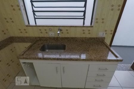 Casa para alugar com 125m², 3 quartos e 1 vaga Casa para alugar com 125m², 3 quartos e 1 vagaCozinha