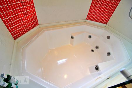 Apartamento à venda com 195m², 4 quartos e 4 vagasBanheiro da Suíte 1