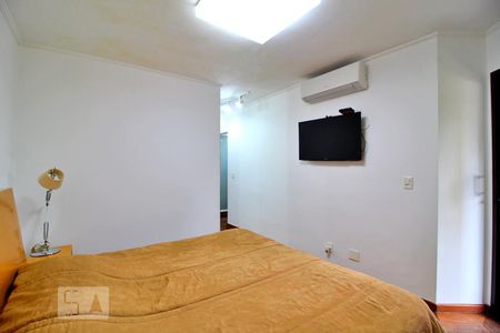 Apartamento à venda com 195m², 4 quartos e 4 vagasSuíte 1