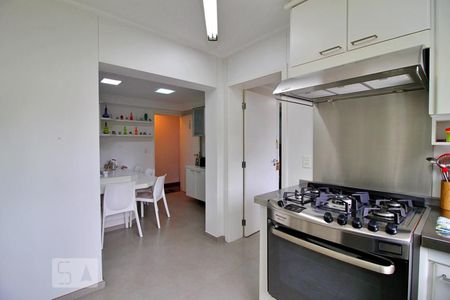 Apartamento à venda com 195m², 4 quartos e 4 vagasCozinha