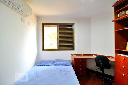Apartamento à venda com 195m², 4 quartos e 4 vagasSuíte 3