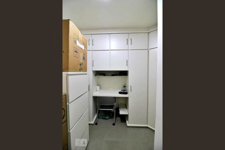 Apartamento à venda com 195m², 4 quartos e 4 vagasQuarto de Serviço