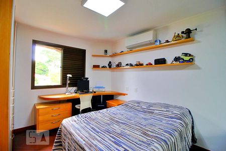 Apartamento à venda com 195m², 4 quartos e 4 vagasSuíte 2