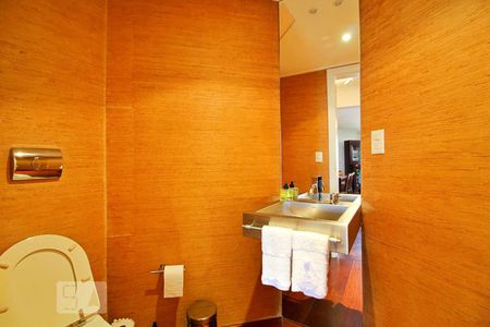 Lavabo de apartamento à venda com 4 quartos, 195m² em Vila Assunção, Santo André