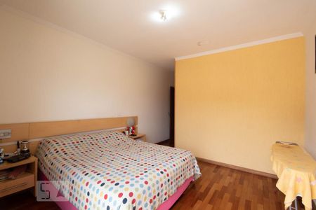 Suíte Master de casa para alugar com 3 quartos, 350m² em Bela Vista, Osasco