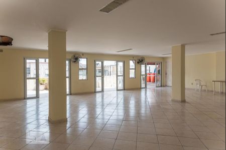 Apartamento à venda com 124m², 3 quartos e sem vagaÁrea comum - Salão de festas