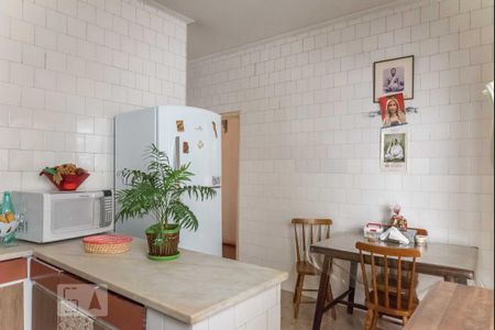 Apartamento à venda com 124m², 3 quartos e sem vagaCozinha 