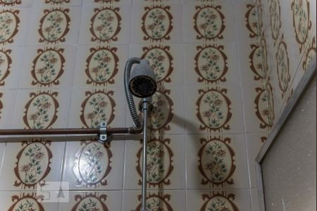 Apartamento à venda com 124m², 3 quartos e sem vagaBanheiro social