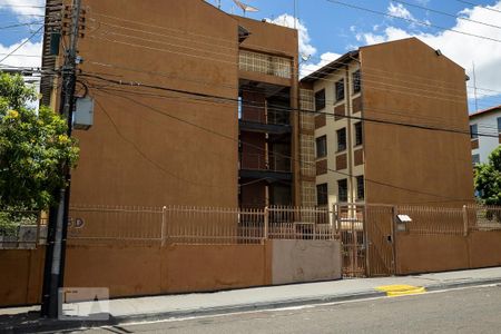 Apartamento para alugar com 48m², 2 quartos e 1 vaga Apartamento para alugar com 48m², 2 quartos e 1 vagaFachada