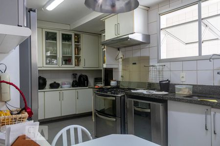 Apartamento à venda com 400m², 4 quartos e 3 vagasCozinha
