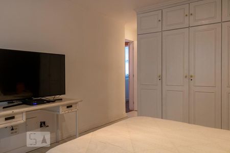 Apartamento à venda com 400m², 4 quartos e 3 vagasSuíte 1