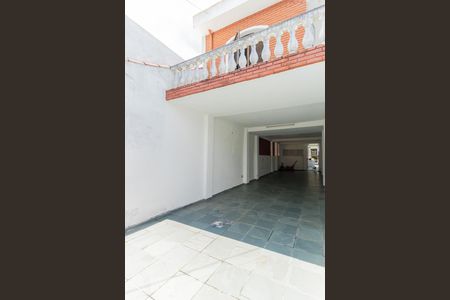 Casa à venda com 114m², 5 quartos e 4 vagas Casa à venda com 114m², 5 quartos e 4 vagasGaragem