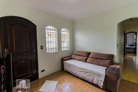 Casa à venda com 114m², 5 quartos e 4 vagas Casa à venda com 114m², 5 quartos e 4 vagasSala