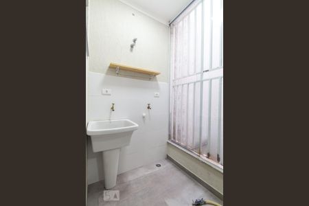 Área de serviço de apartamento para alugar com 1 quarto, 46m² em Vila Bela, São Paulo