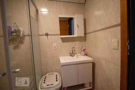 Casa de condomínio à venda com 250m², 3 quartos e 5 vagasBanheiro da Suíte 1