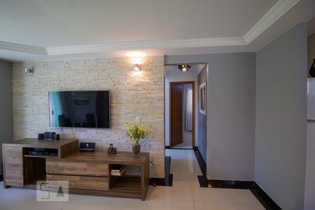 Sala de casa de condomínio à venda com 3 quartos, 250m² em Recreio dos Bandeirantes, Rio de Janeiro