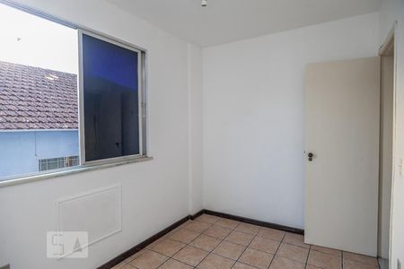 Quarto 1 de apartamento para alugar com 3 quartos, 76m² em Tanque, Rio de Janeiro