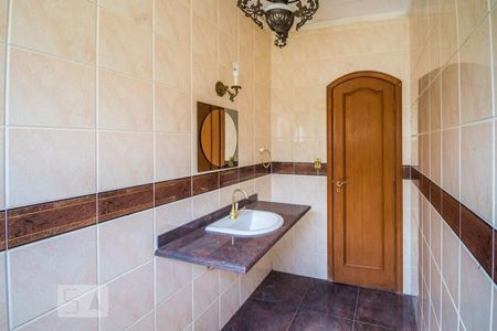 Casa à venda com 700m², 5 quartos e 6 vagasBanheiro