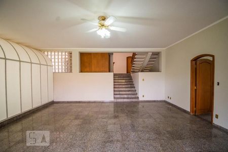 Casa à venda com 700m², 5 quartos e 6 vagasSala de Jantar