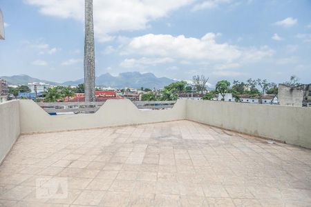 Casa para alugar com 120m², 4 quartos e 6 vagas Casa para alugar com 120m², 4 quartos e 6 vagasTerraço