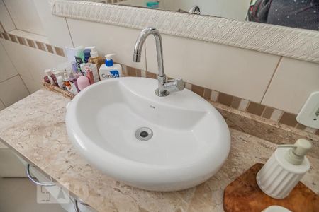 Casa para alugar com 120m², 4 quartos e 6 vagas Casa para alugar com 120m², 4 quartos e 6 vagasBanheiro Social