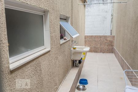 Casa para alugar com 120m², 4 quartos e 6 vagas Casa para alugar com 120m², 4 quartos e 6 vagasÁrea de Serviço 1