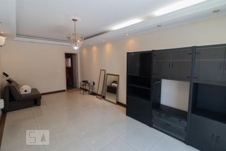 Sala de casa à venda com 4 quartos, 250m² em Vila Palmeiras, São Paulo