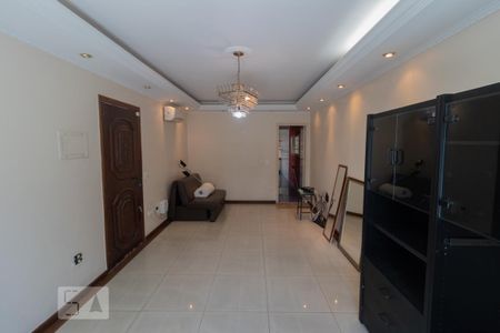 Sala de casa à venda com 4 quartos, 250m² em Vila Palmeiras, São Paulo