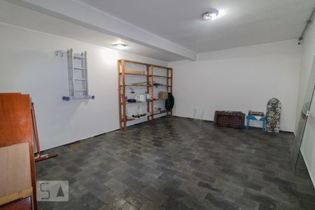 Garagem de casa à venda com 4 quartos, 250m² em Vila Palmeiras, São Paulo