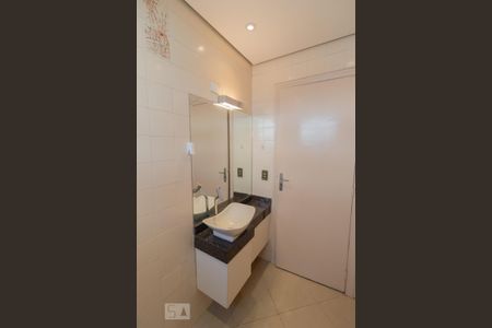 Lavabo de casa à venda com 4 quartos, 250m² em Vila Palmeiras, São Paulo