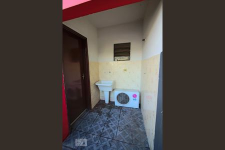 Casa à venda com 300m², 3 quartos e 8 vagas Casa à venda com 300m², 3 quartos e 8 vagasLavanderia