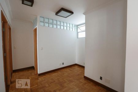 Sala Íntima de apartamento para alugar com 2 quartos, 80m² em Vila Uberabinha, São Paulo