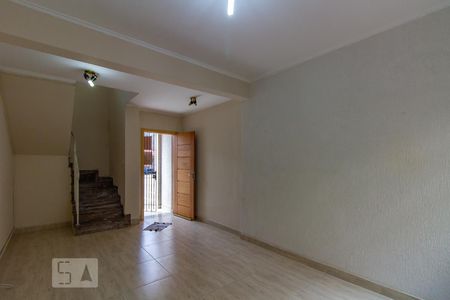 Casa para alugar com 100m², 3 quartos e 1 vagaSala