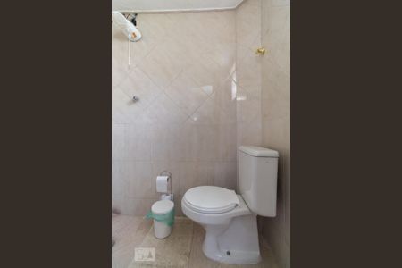 Casa à venda com 150m², 2 quartos e 1 vagaBanheiro do quarto 2