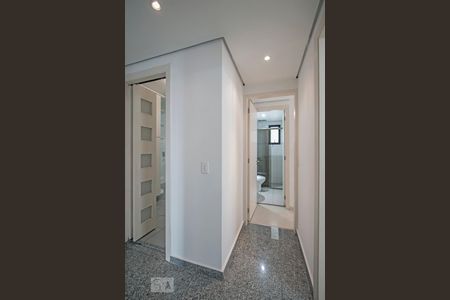 Hall dos Quartos de apartamento para alugar com 3 quartos, 105m² em Itaim Bibi, São Paulo