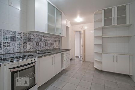 Apartamento para alugar com 105m², 3 quartos e 2 vagas Apartamento para alugar com 105m², 3 quartos e 2 vagasCozinha