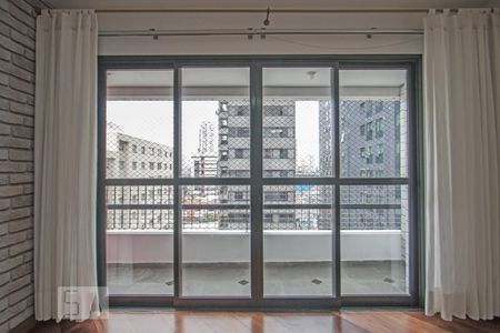 Porta Balcão da Sala de apartamento para alugar com 3 quartos, 105m² em Itaim Bibi, São Paulo