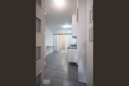Apartamento para alugar com 105m², 3 quartos e 2 vagas Apartamento para alugar com 105m², 3 quartos e 2 vagasCozinha