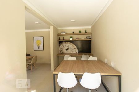 Apartamento à venda com 32m², 2 quartos e sem vaga Apartamento à venda com 32m², 2 quartos e sem vagaÁrea comum