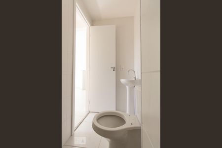 Apartamento à venda com 32m², 2 quartos e sem vaga Apartamento à venda com 32m², 2 quartos e sem vagaBanheiro